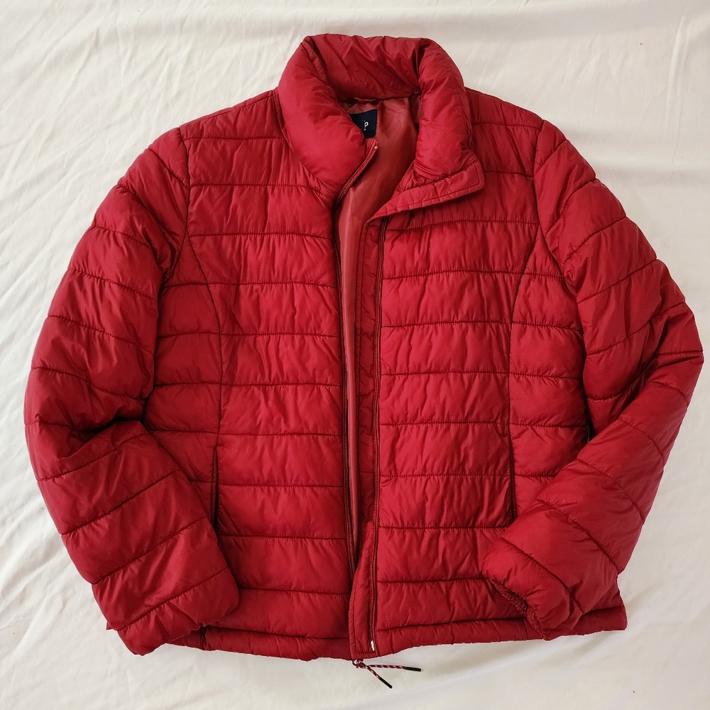 Women's Puffer Jacket size Large in Red